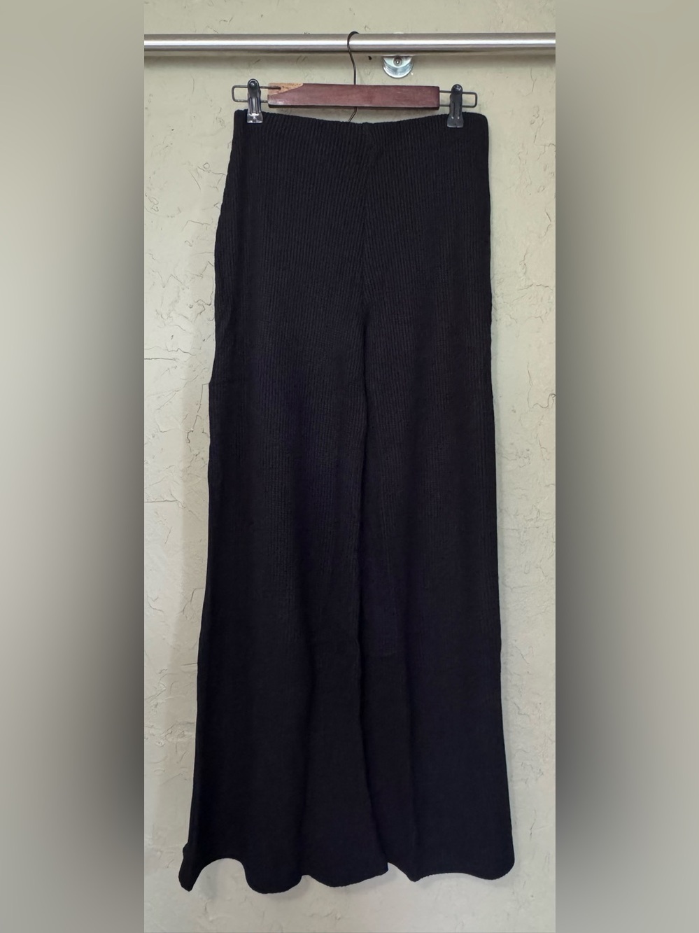 Zenana Black Waffle Knit Wide Leg Lounge Pants NWOT Medium - Picture 3 of 6